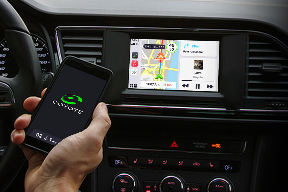 Apple CarPlay